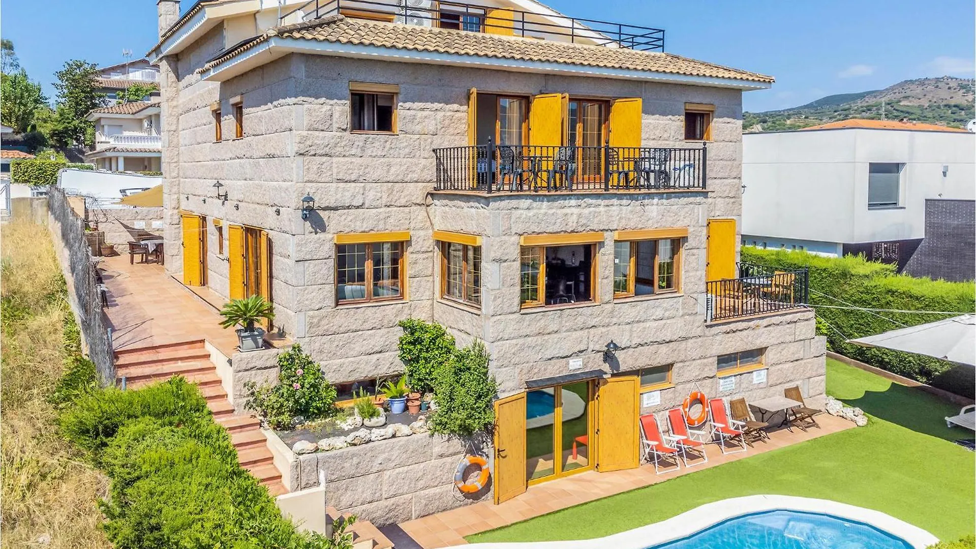 Nice Home In Alella With Outdoor Swimming Pool location