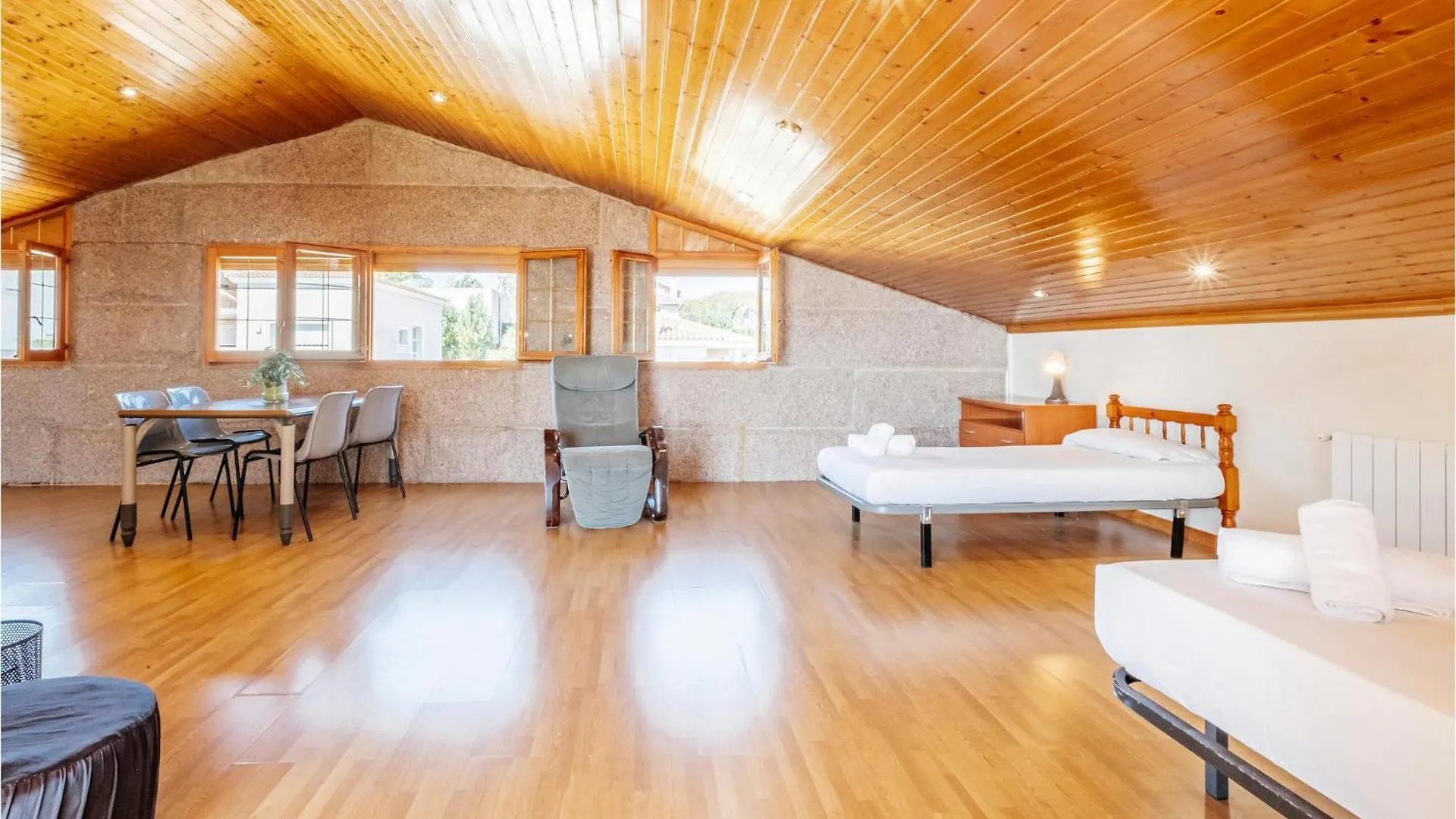 Nice Home In Alella With Outdoor Swimming Pool Spanyolország